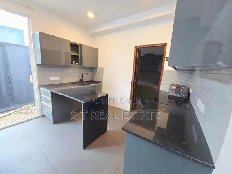 Almost New Luxury 3 Story House For Sale In Boralesgamuwa