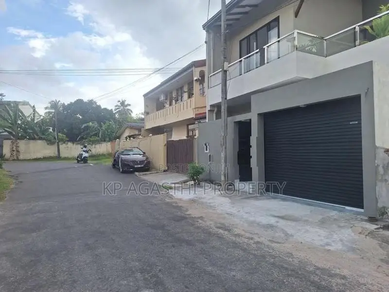 brand new 2dt luxury house for sale in dehiwala
