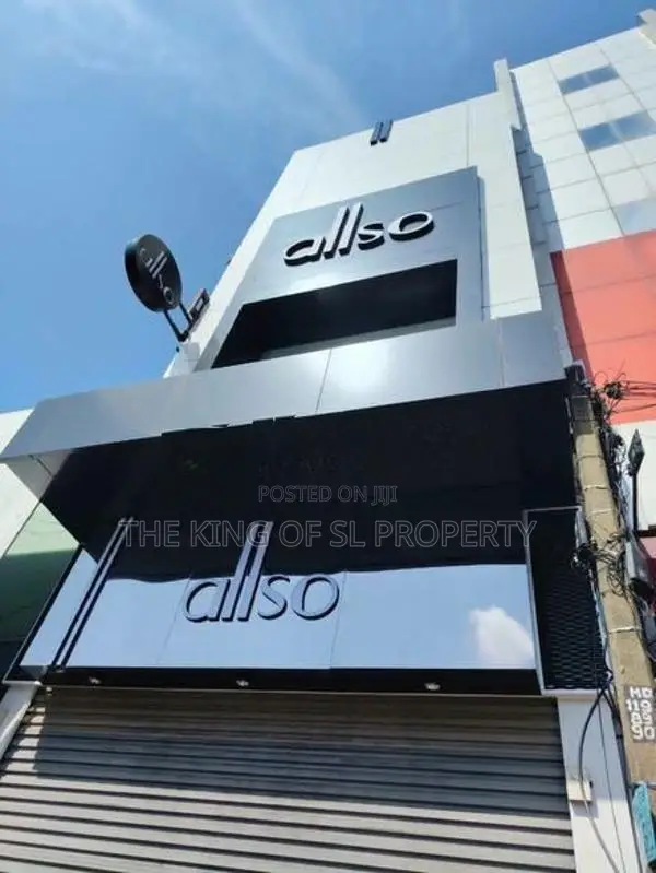 Building for sale in Colombo 08