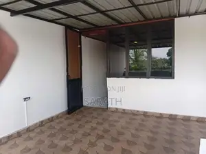 10 P /Pool With House Sale Battaramulla