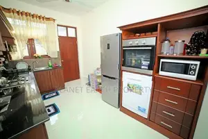 Luxury House at Odeliya Residence Negombo