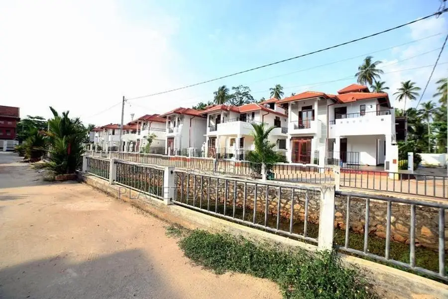 Luxury House at Odeliya Residence Negombo
