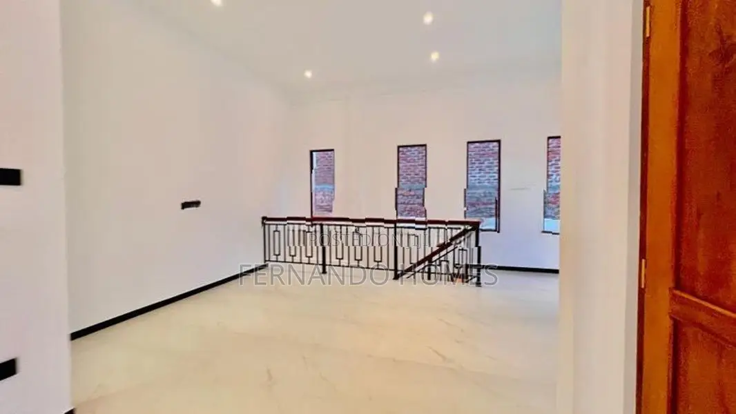 Max Excellent Design 4BR Luxury Quality House For Sale Negombo