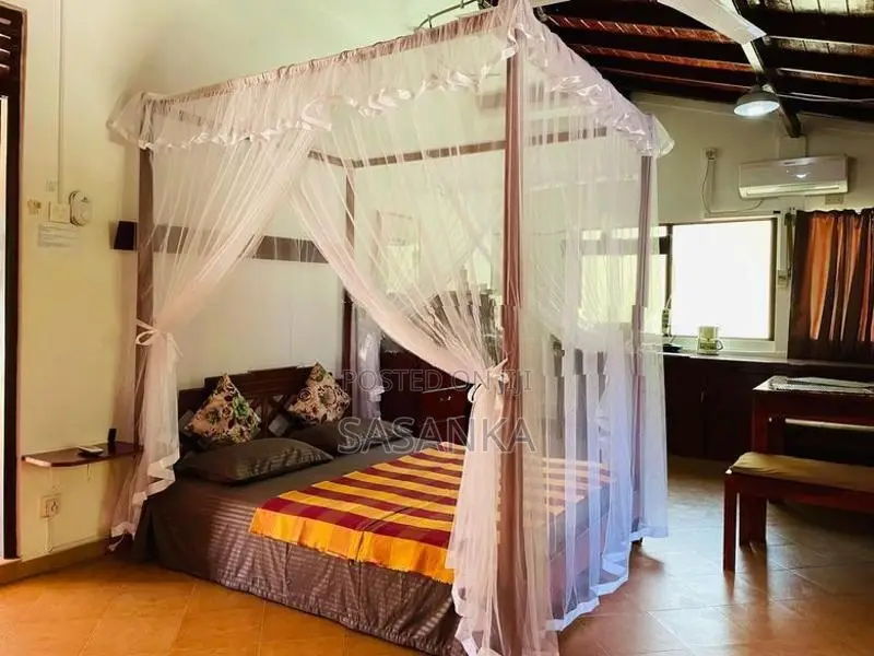 Galle Unawatuna Super Luxury Villa available For Sale