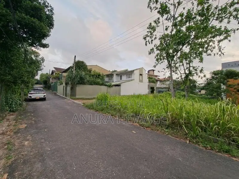 Land for Sale Thalawathugoda, Samagi Mawatha. (ID : THLW005)