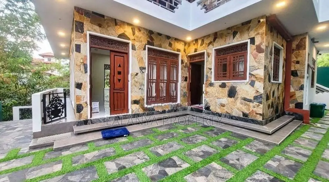 22 Perch 2 Storey House for Sale in Kotagedara , Piliyandala PCCC – A2