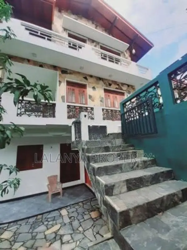22 Perch 2 Storey House for Sale in Kotagedara , Piliyandala PCCC – A2