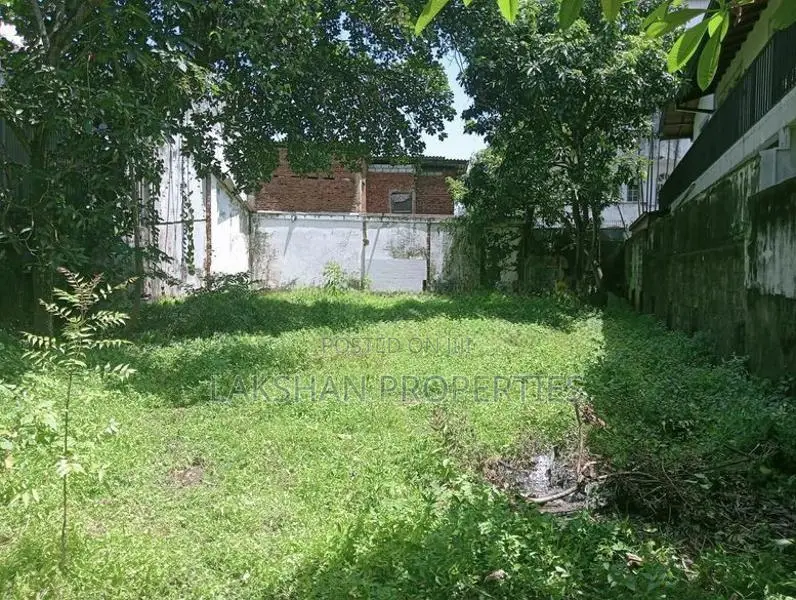 Land For Sale In Rathmalana Junction