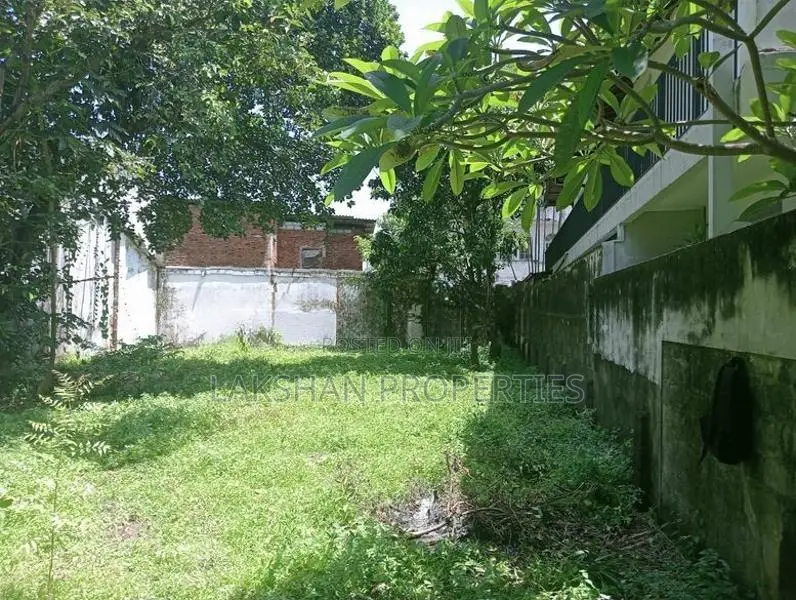 Land For Sale In Rathmalana Junction