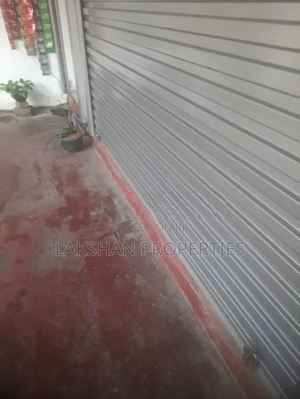 Shop For Rent In Boralesgamuwa Lake Road