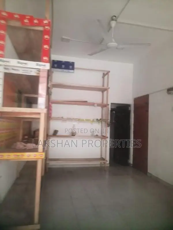 Shop For Rent In Boralesgamuwa Lake Road
