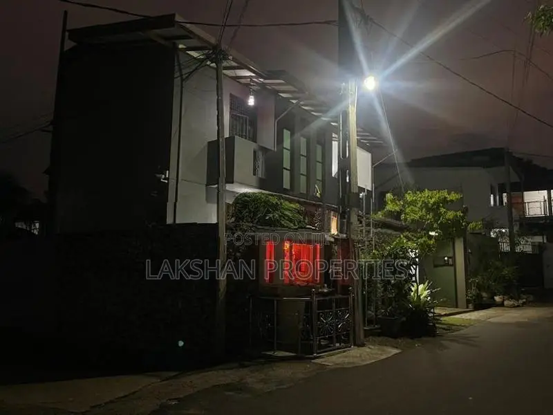 House For Sale In Boralesgamuwa Raththanapitiya