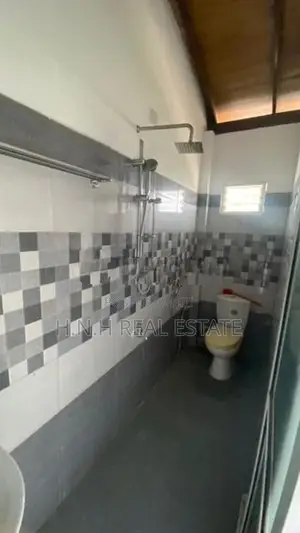Upstair house for rent in nawala