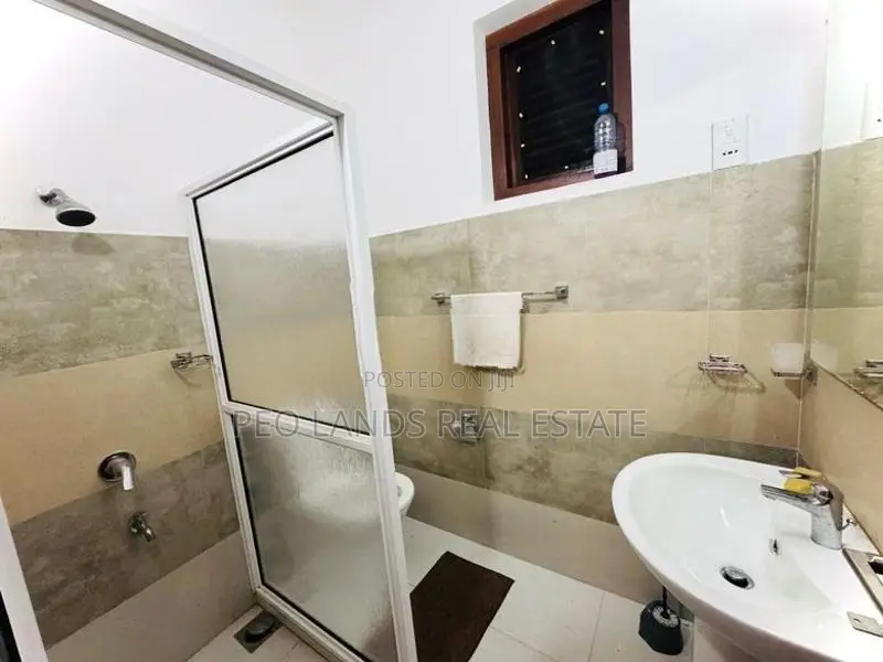 (SR950) 18 Perch Semi Furnished House for Rent in Mihidu Rd Kotte