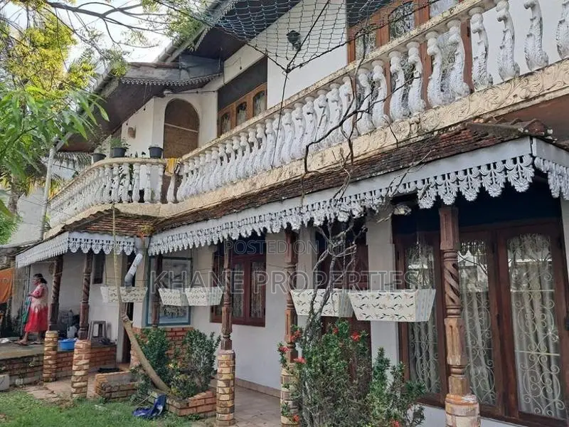 Spacious 4-Bedroom House for Sale | Wattala