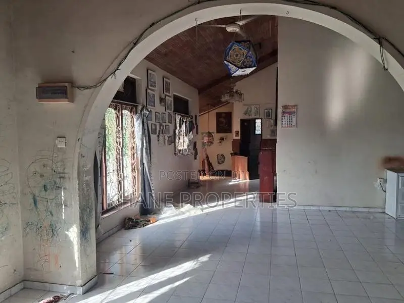Spacious 4-Bedroom House for Sale | Wattala