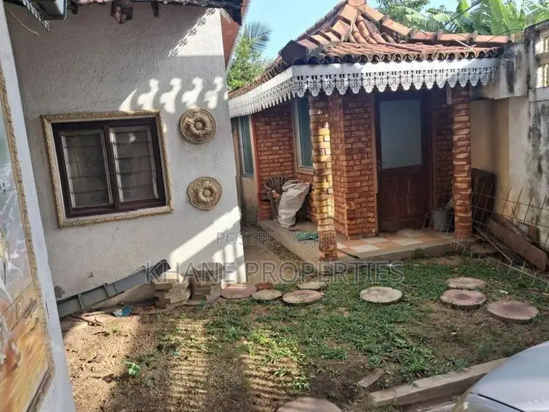Spacious 4-Bedroom House for Sale | Wattala