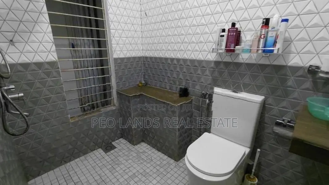 (SR1543) Three Storey House for Rent in Mulleriyawa