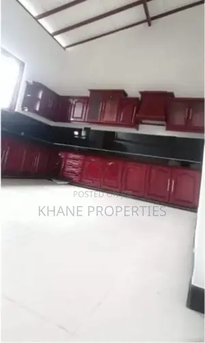 Spacious 6-Bedroom House for Sale in Kandana