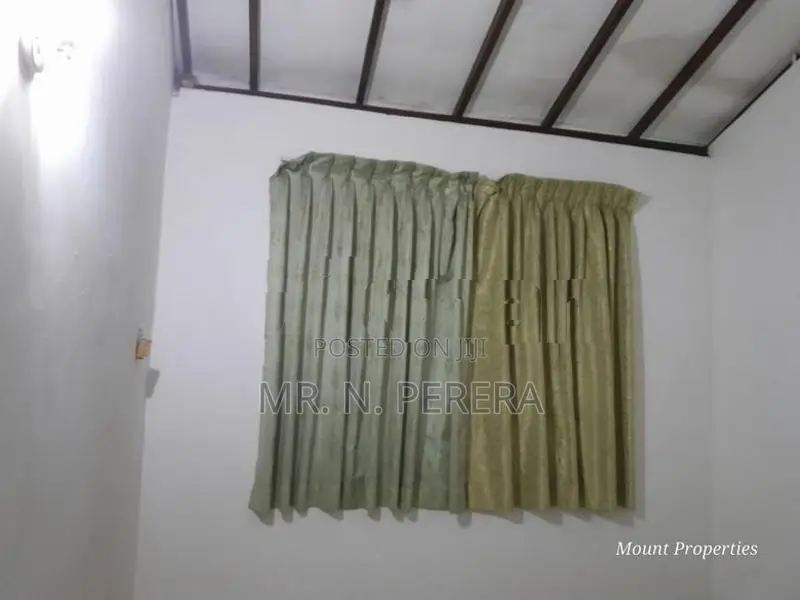 First Floor for Rent at Mount Lavinia - 𝐌𝐑𝐄 137