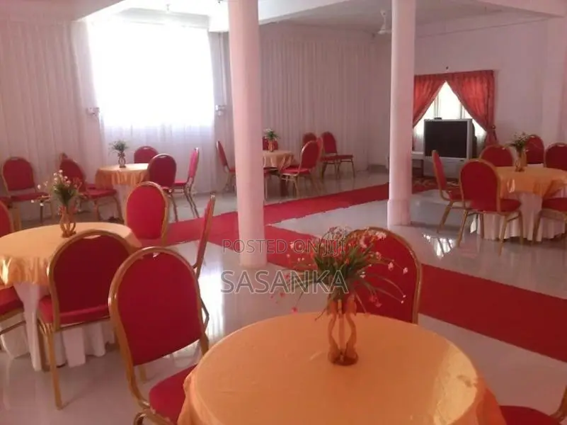 POLONNARUWA MADIRIGIRIYA Resturant Available For Rent