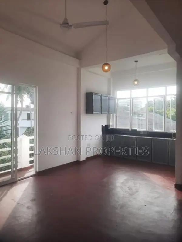 3 Story House For Rent In Nugegoda Ambuldeniya
