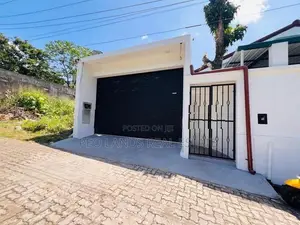(AR197) 3 Bedroom Upper Floor House for Rent in Kottawa