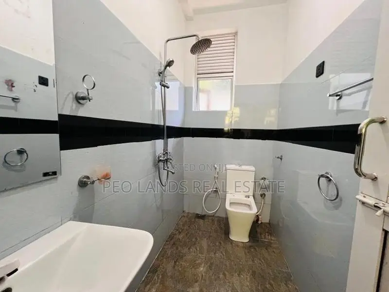 (AR197) 3 Bedroom Upper Floor House for Rent in Kottawa