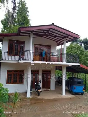House for sale Waththegama