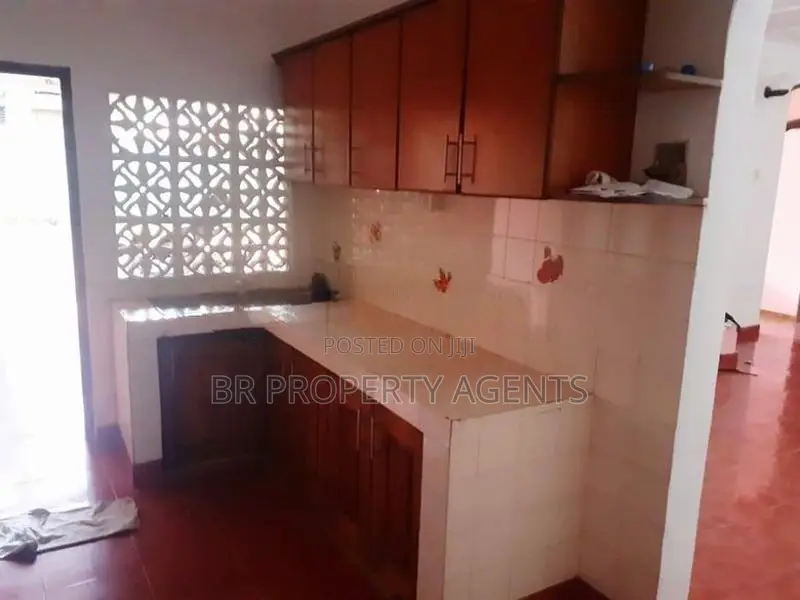 House For Sale In Kalubowila