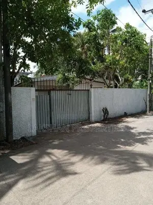 Land For Sale In Boralesgamuwa අබේරත්න මාවත