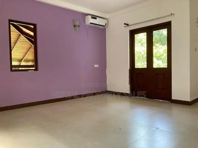 HOUSE FOR SALE IN KANDY