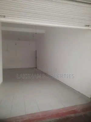 Shop For Rent In Boralesgamuwa Lake Road