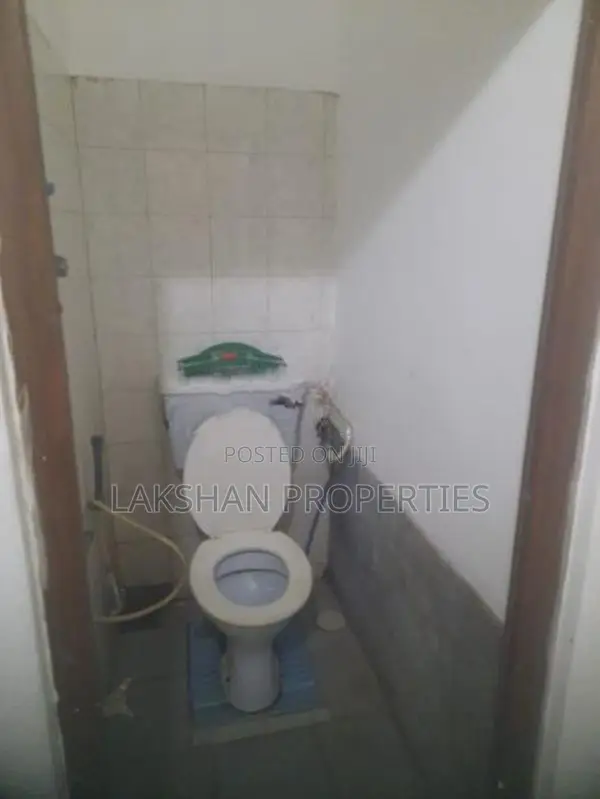 Shop For Rent In Boralesgamuwa Lake Road