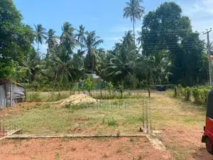 Land for Sale in Marawila