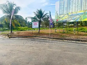 Prime Commercial Land For Sale in Kaduwela Town