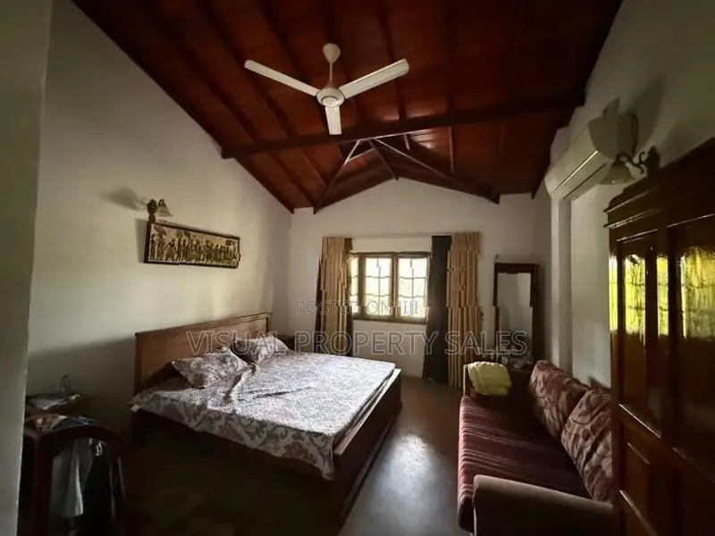 HOUSE FOR SALE KANDY