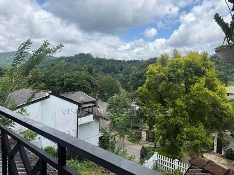 HOUSE FOR SALE KANDY