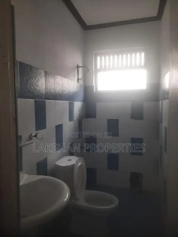 Commercial Property For Rent In Nedimala