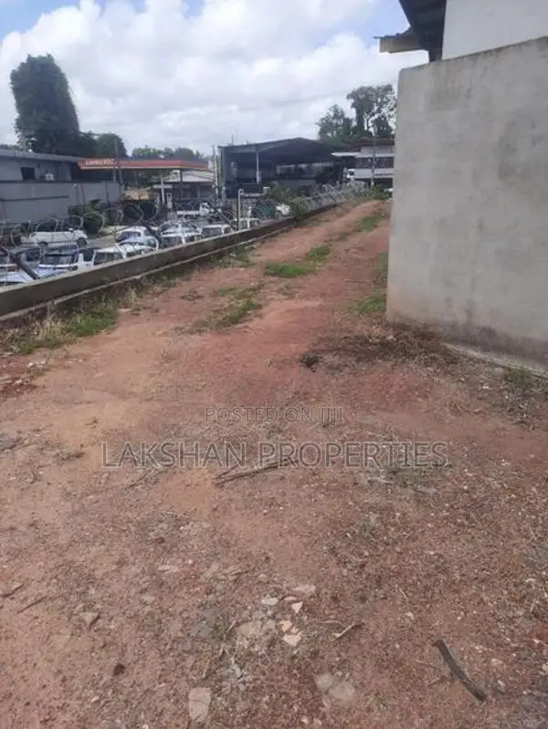 Land For Rent in Pepiliyana