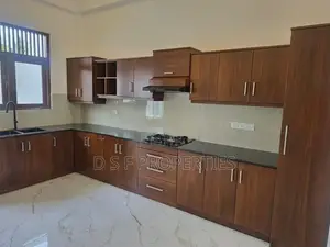 BRAND NEW LUXURY HOUSE In WALKING DISTANCE MAHARAGAMA