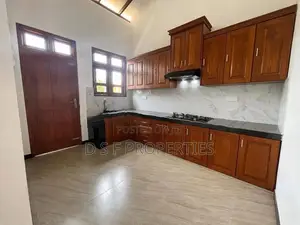 A BRAND NEW SINGALE STORY HOUSE In KIRIWATTUDUWA