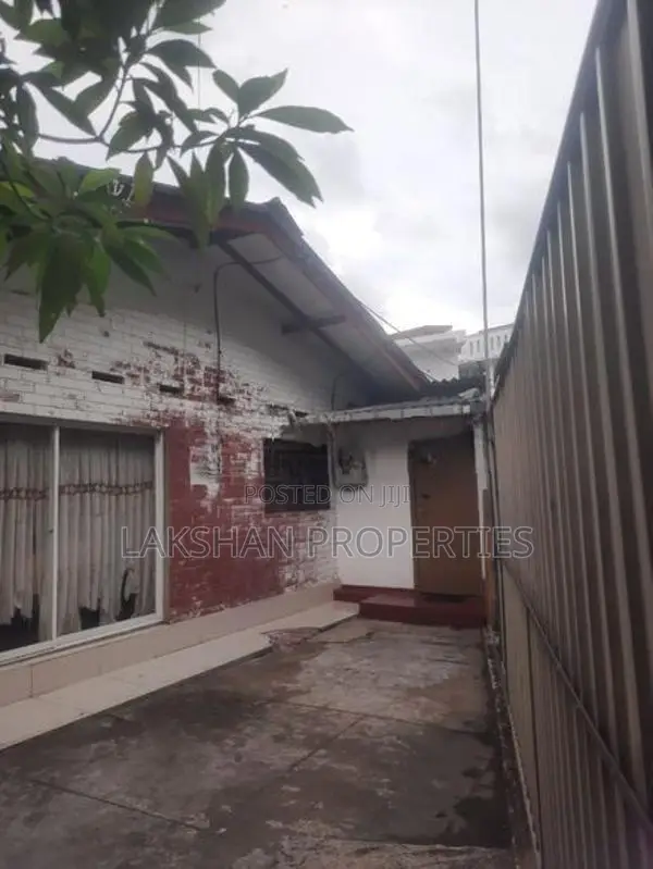Land for Sale In Boralesgamuwa