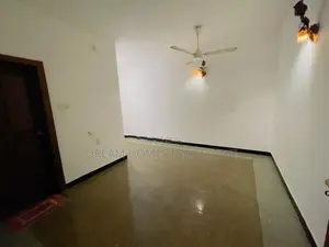 Luxury 2-Storey House with Swimming Pool for Sale Baththaramulla
