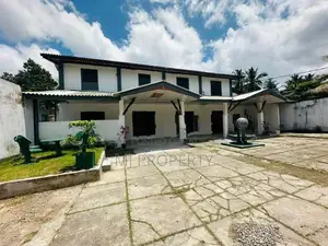 ( YC-1171) Valuable Commercial Reception Hall Building Sale in Kottawa