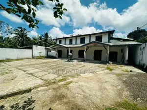 ( YC-1171) Valuable Commercial Reception Hall Building Sale in Kottawa