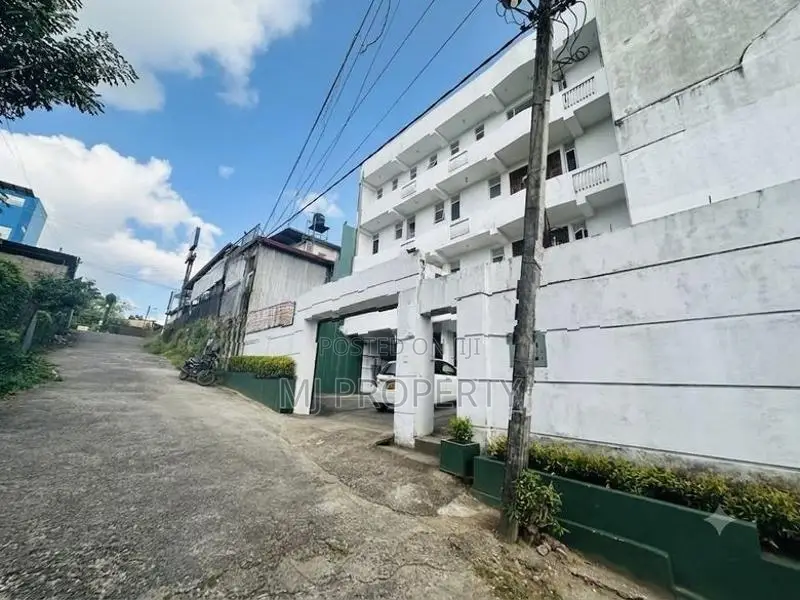 ( YC-1143) Valuable Commercial Hostel Building Sale in Malabe