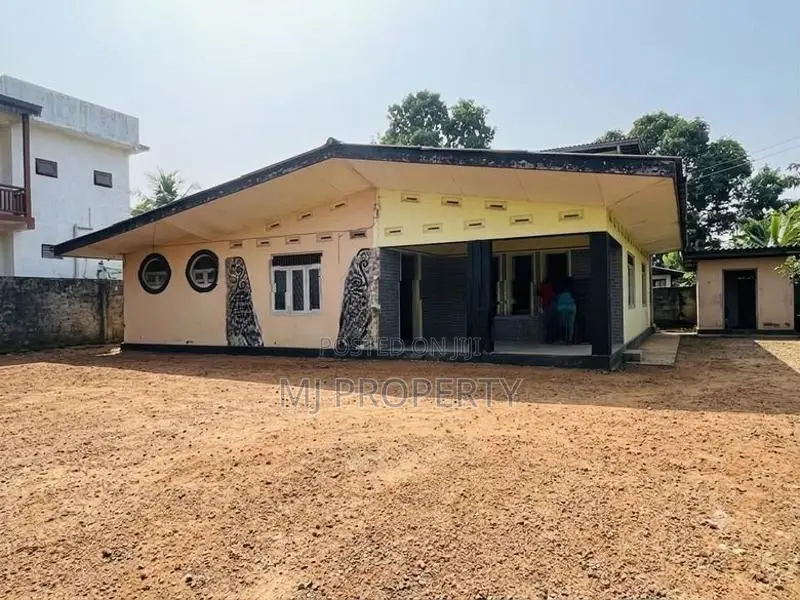 ( YS-1118) Valuable Residential Bare Land Sale in Kottawa