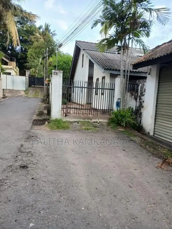 House for Sale in Colombo 05