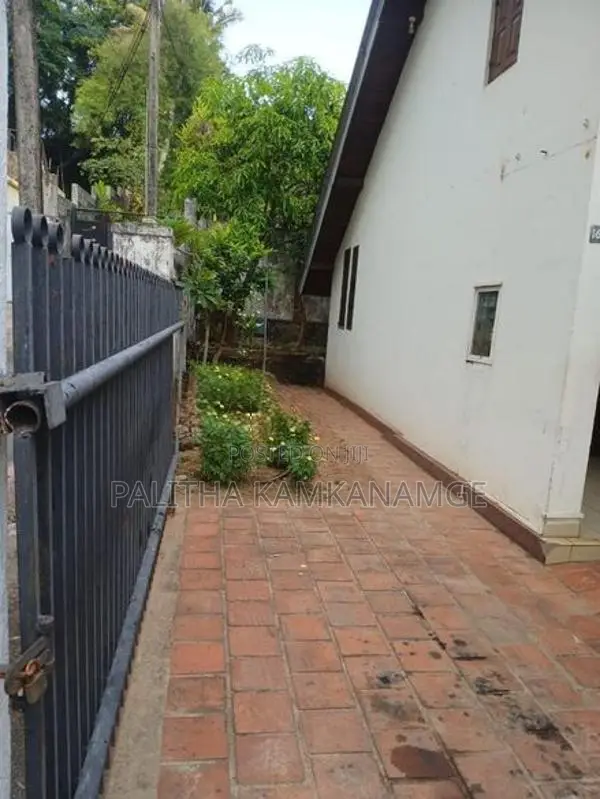 House for Sale in Colombo 05